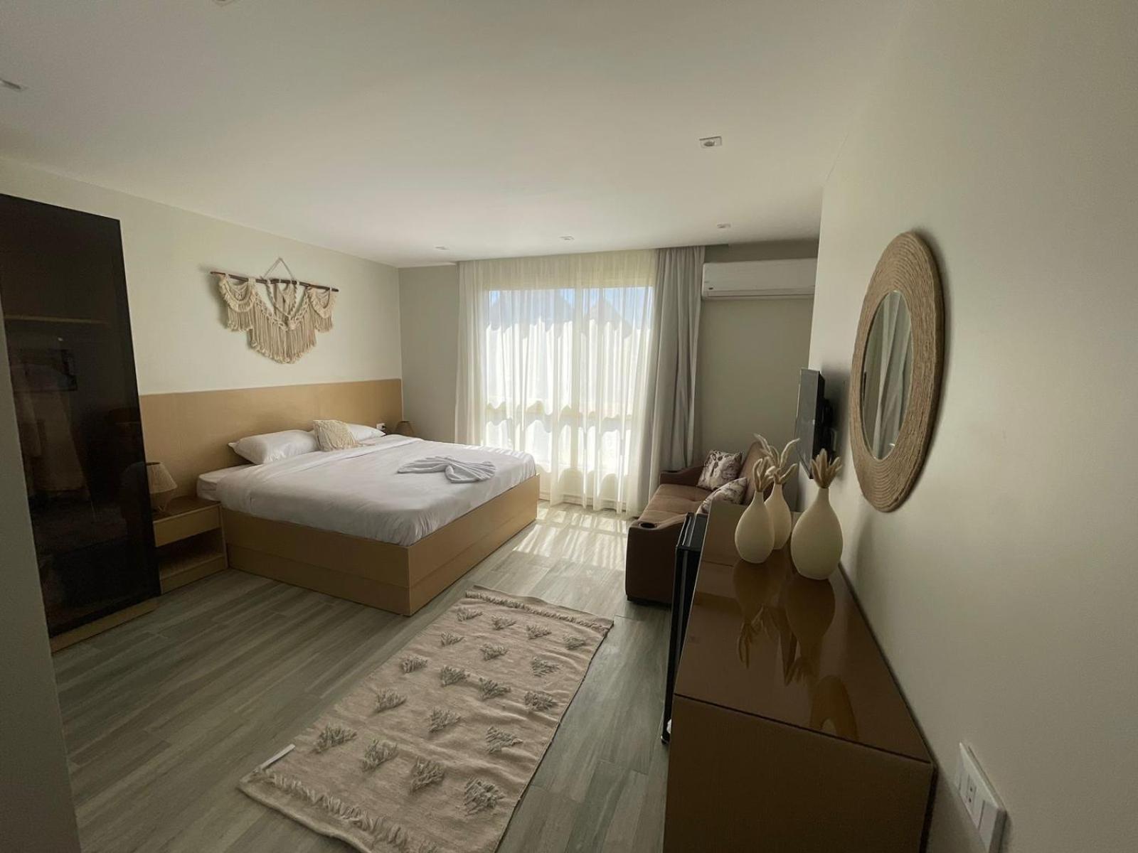 Diyar Pyramids Inn Kafrat al Jabal Ngoại thất bức ảnh