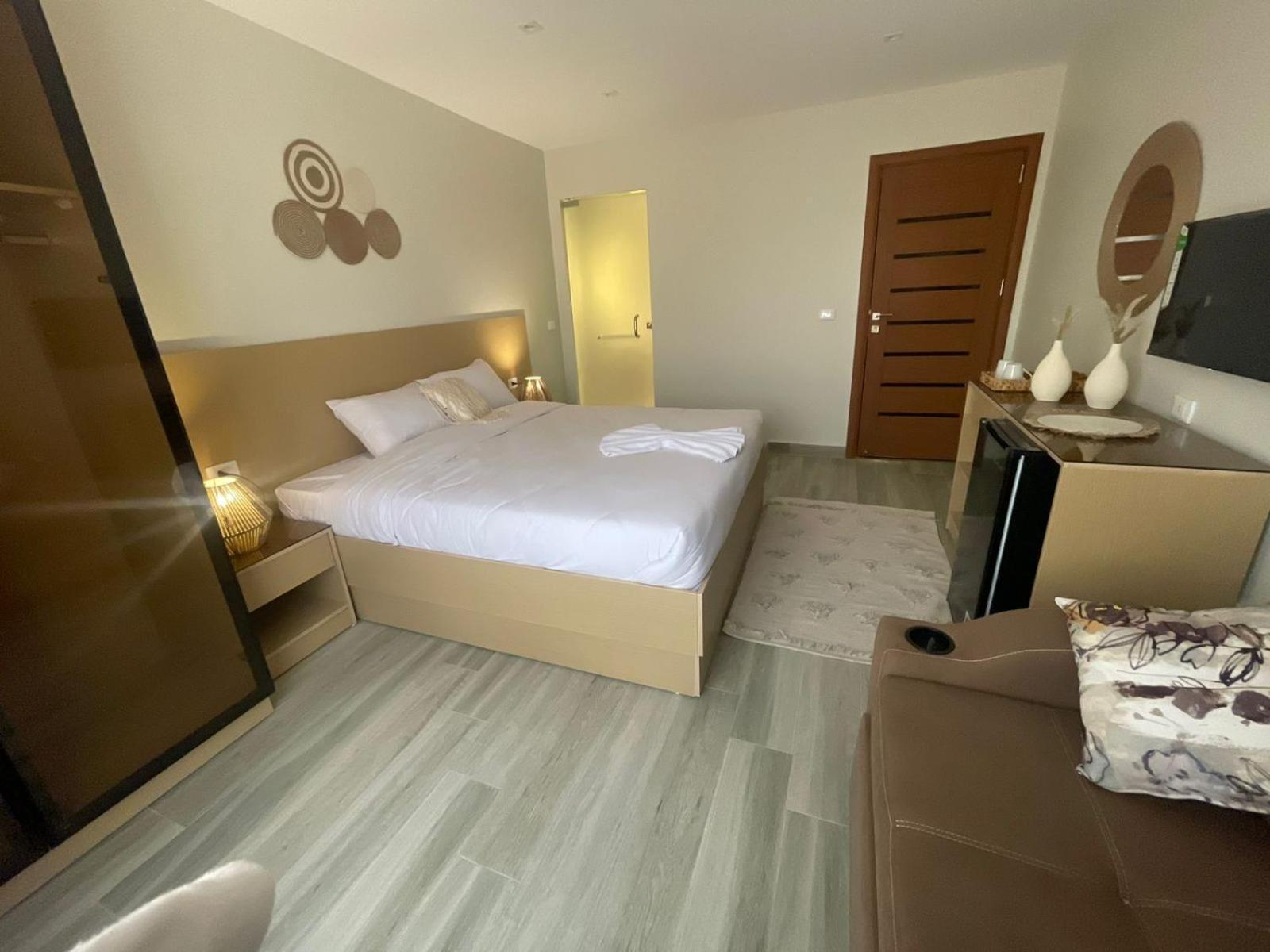 Diyar Pyramids Inn Kafrat al Jabal Ngoại thất bức ảnh