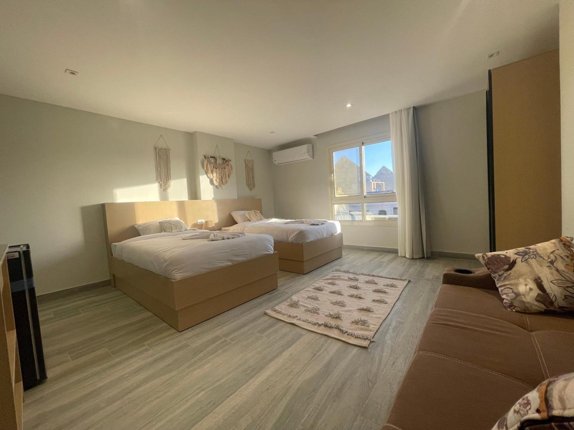 Diyar Pyramids Inn Kafrat al Jabal Ngoại thất bức ảnh